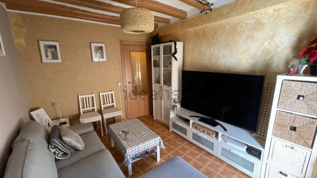 Casa de pueblo recién reformada por 48.000 euros.