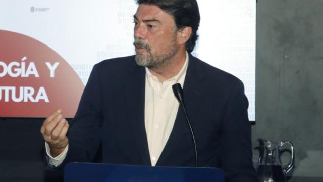 El alcalde Luis Barcala.