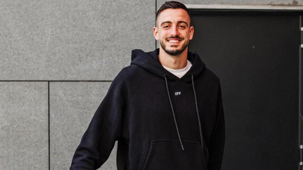 Joselu Mato antes de un viaje