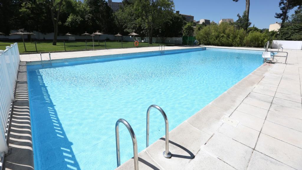 Una de las piscinas municipales de Toledo.
