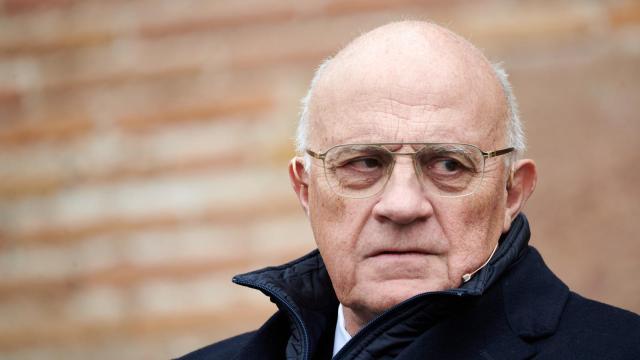 Josep Oliu, presidente de Banco Sabadell, durante la presentación del 70 Trofeo Conde de Godó en 2023.