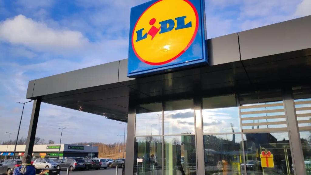 Entrada a un supermercado de Lidl.