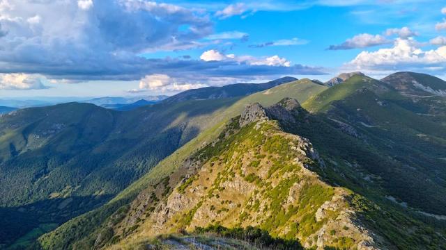 Vista desde el Pico dos Tres Bispos, Os Ancares.