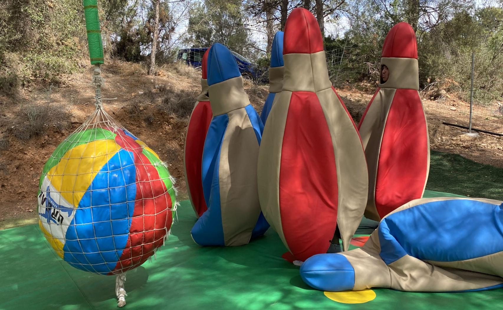 Juego de 'Los Bolos'. Raquel Granell
