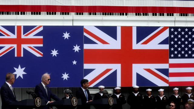 Los dirigentes de los miembros de AUKUS se reúnen en San Diego.