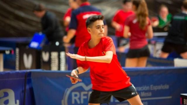 Slavi Martínez durante un campeonato de tenis de mes