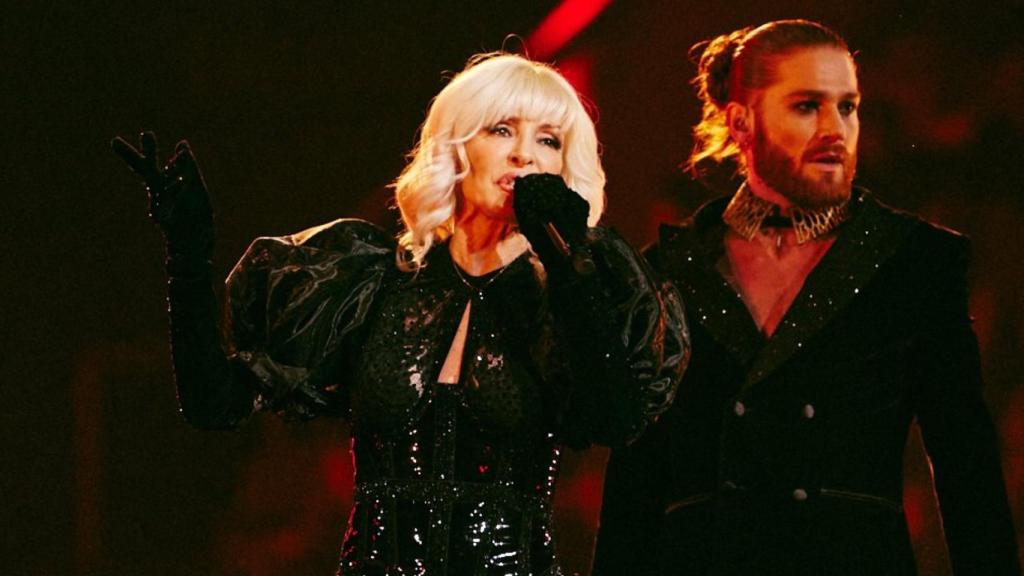Mery Bas, de Nebulossa, actuando en la segunda semifinal de Eurovisión 2024.