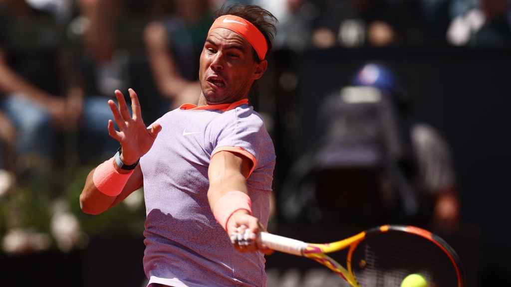 Rafa Nadal realiza un golpe de derechas