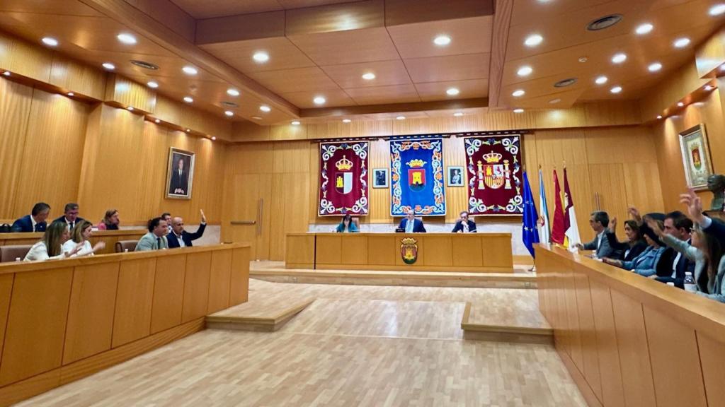 Pleno extraordinario del ayuntamiento de Talavera celebrado este viernes