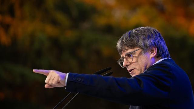 Carles Puigdemont, este viernes, durante el acto de cierre de campaña de Junts en Elna (Francia).