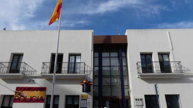 Comisaría de la Policía Nacional de Estepona .
