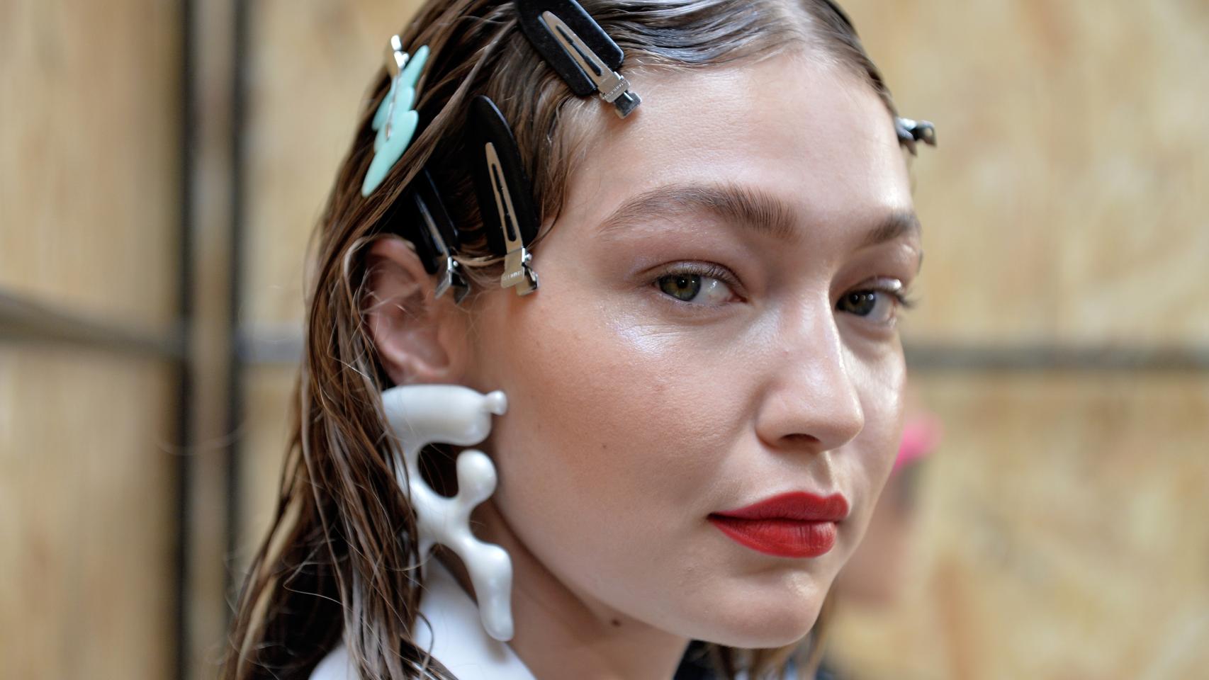 Hoja de ruta para la piel grasa: así debería ser tu rutina para despedirte de los brillos