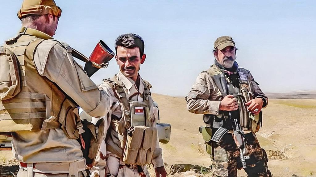 Jacobo, junto a camaradas, durante su servicio militar.