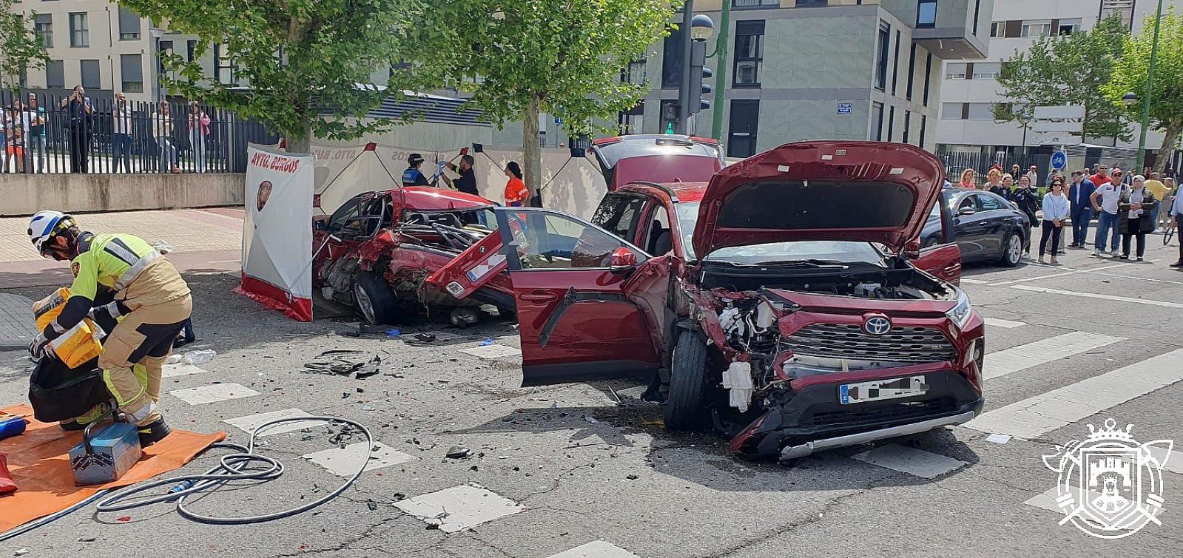 Imagen de los coches accidentados en Burgos