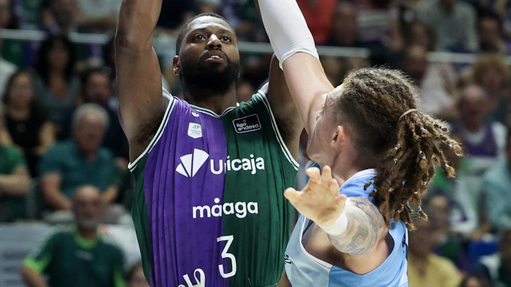 Melvin Ejim ha jugado un partido espectacular con 28 de valoración.