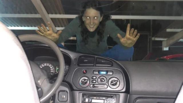 Rebeca García, en imágenes que tomaron las víctimas de su acoso.