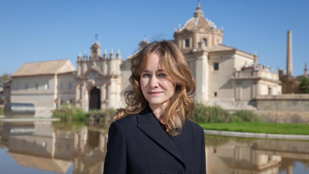 Jimena Blázquez con el CAAC de fondo. Foto: María Guerra