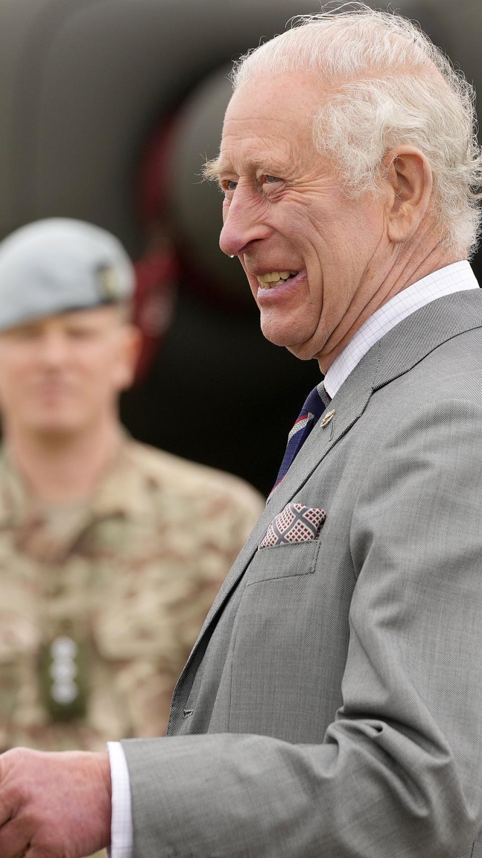 Carlos III, muy sonriente y de buen ánimo, este lunes, día 13.