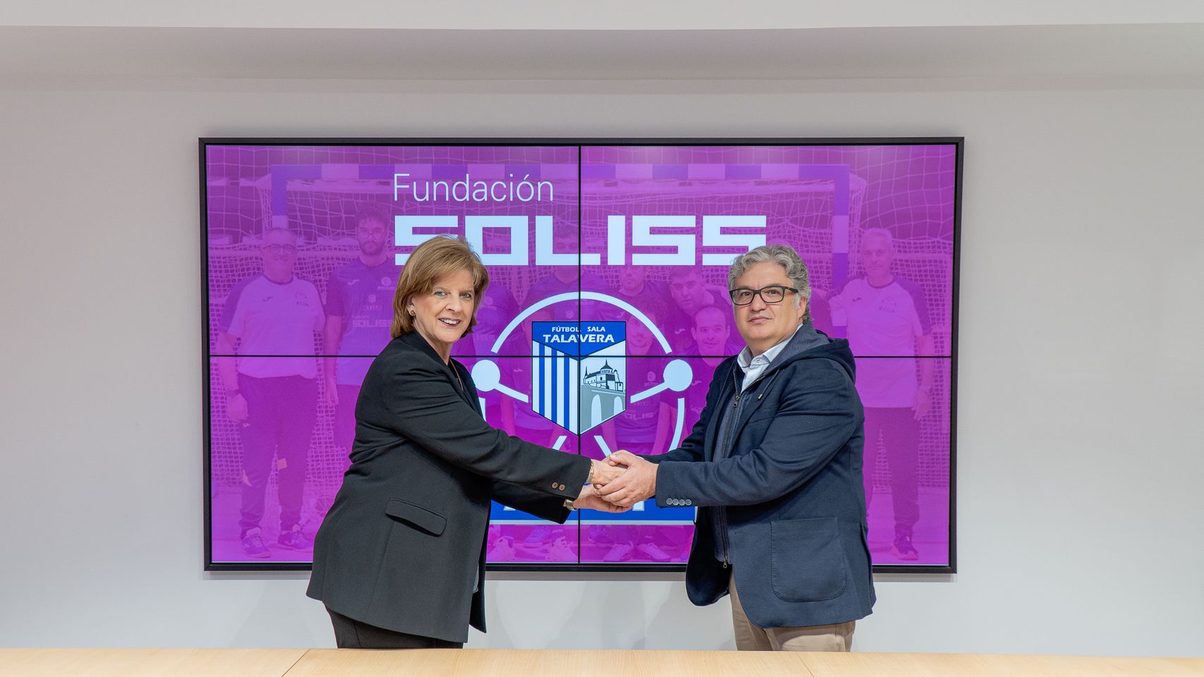 María Luisa González, presidenta de La Fundación Soliss, y Santiago Ramos, presidente de ADIT.