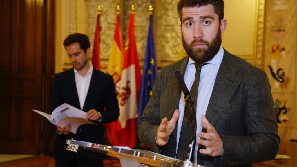 Francisco Blanco presenta el plan de choque financiero 2024-2027 del Ayuntamiento de Valladolid