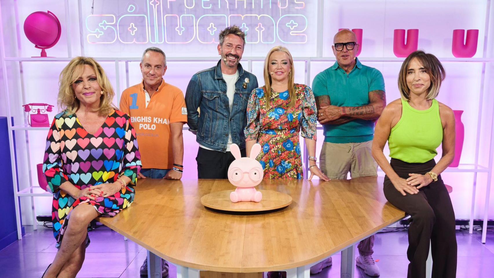 De la cesión de imágenes al sueldo de los colaboradores de 'Ni que fuéramos Sálvame': No lo hacemos por dinero