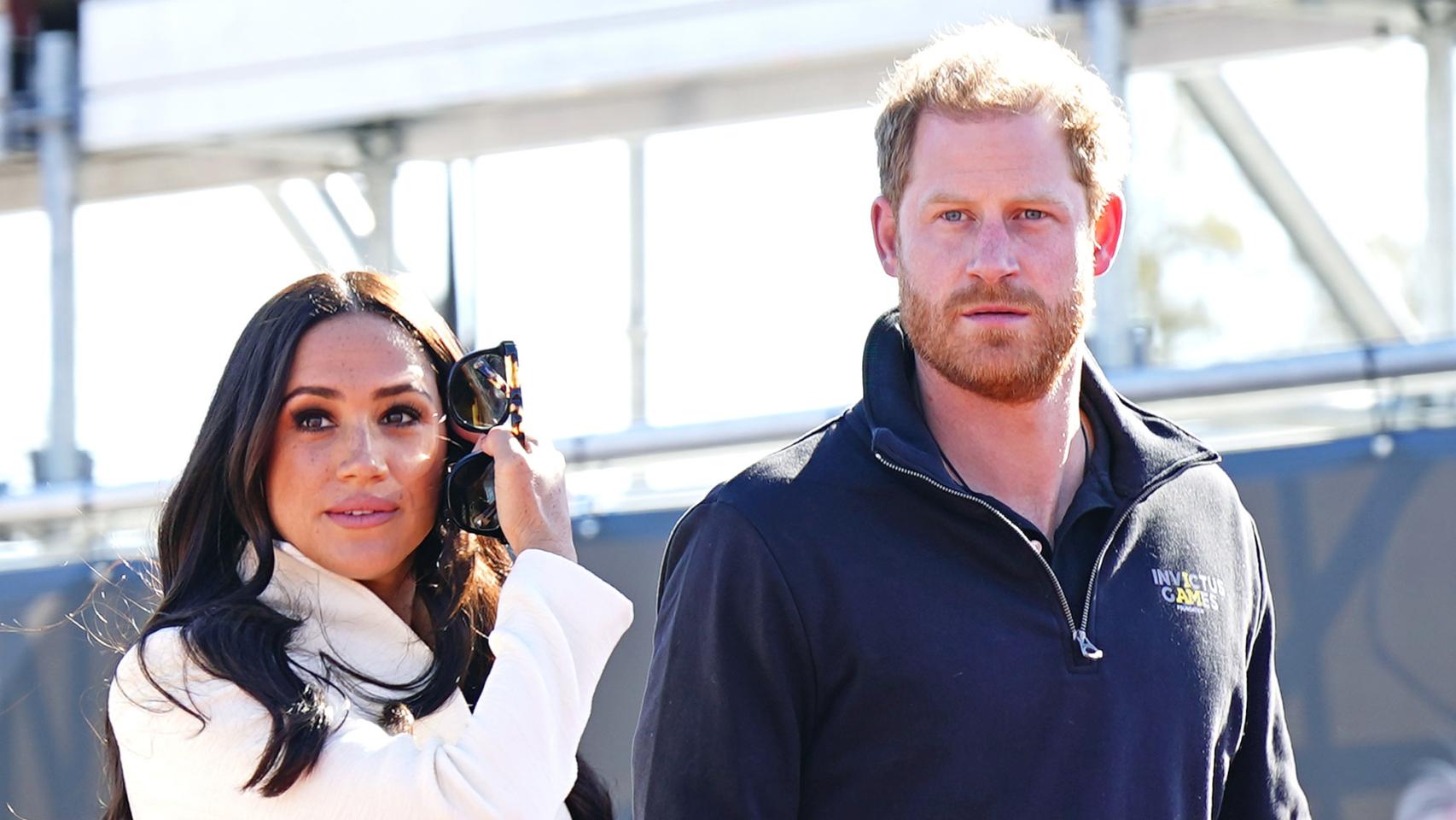 El príncipe Harry y Meghan Markle en una fotografía tomada en La Haya en 2022.