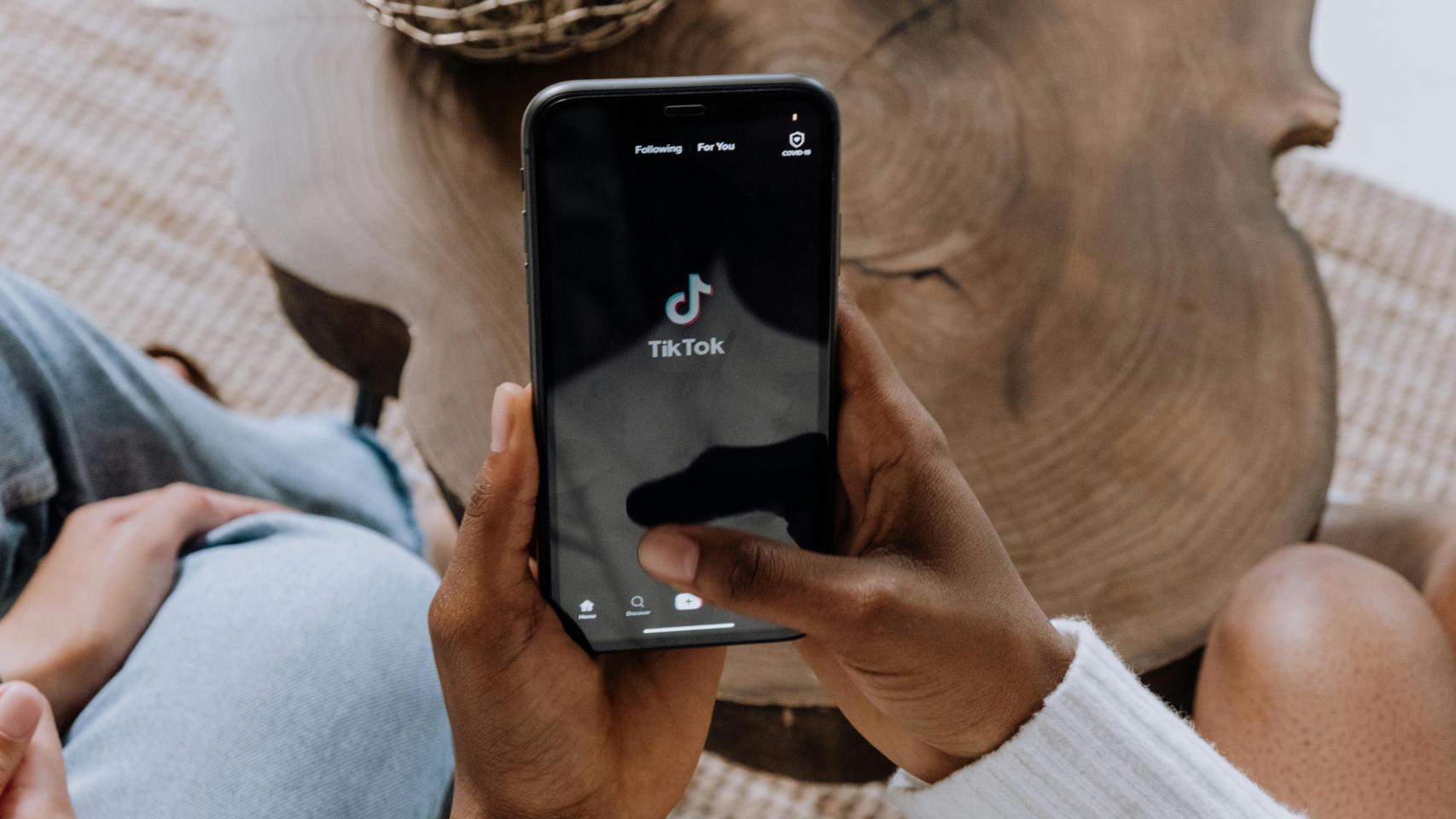 Nueva estafa sobre ofertas falsas ofertas de trabajo en Tik Tok.