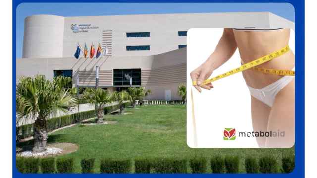 Fachada del rectorado de la UMH de Elche y producto por el que ha demandado a la empresa Monteloeder.