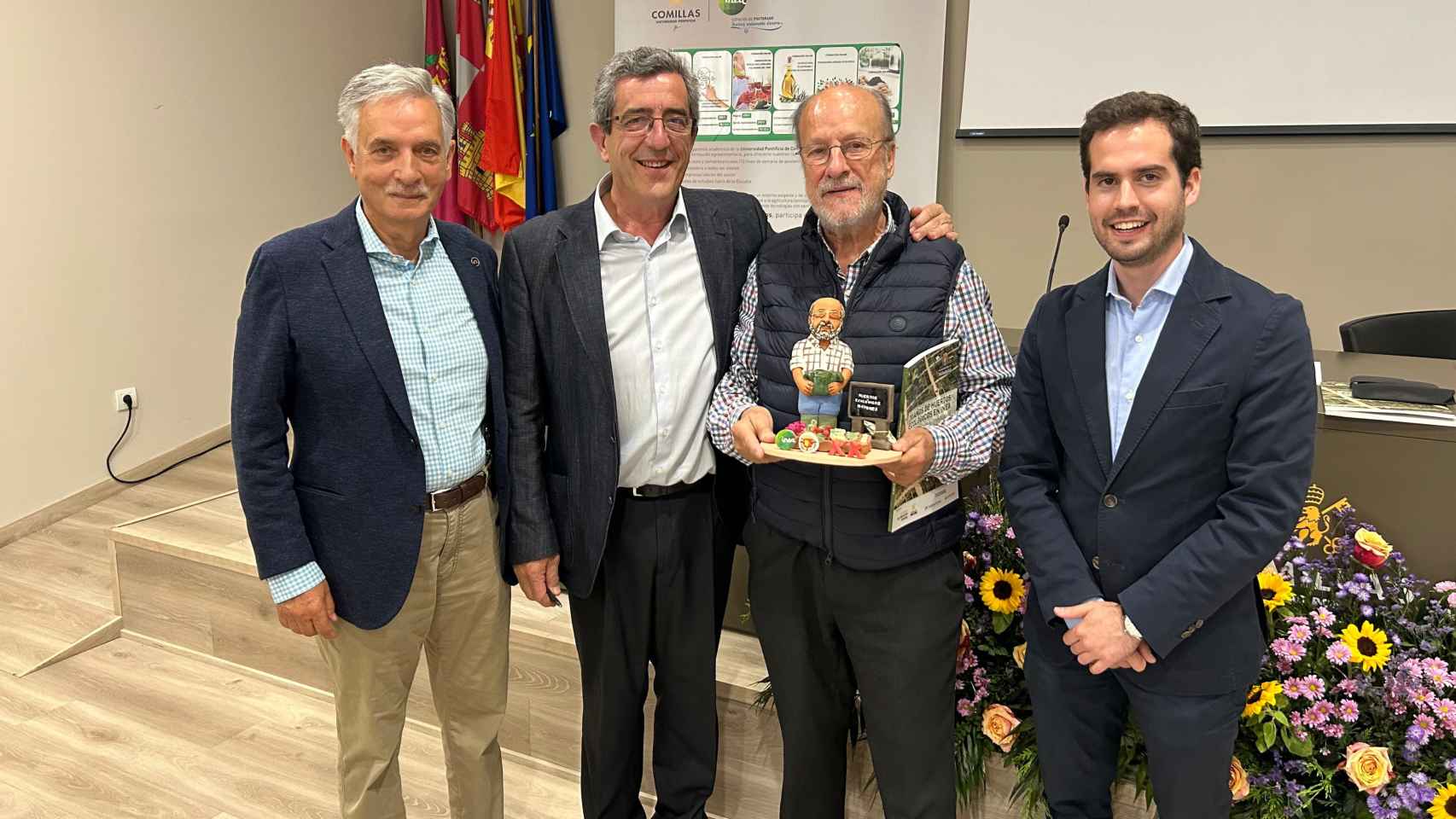 El exalcalde de Valladolid Javier León de la Riva durante el homenaje en INEA, este miércoles.