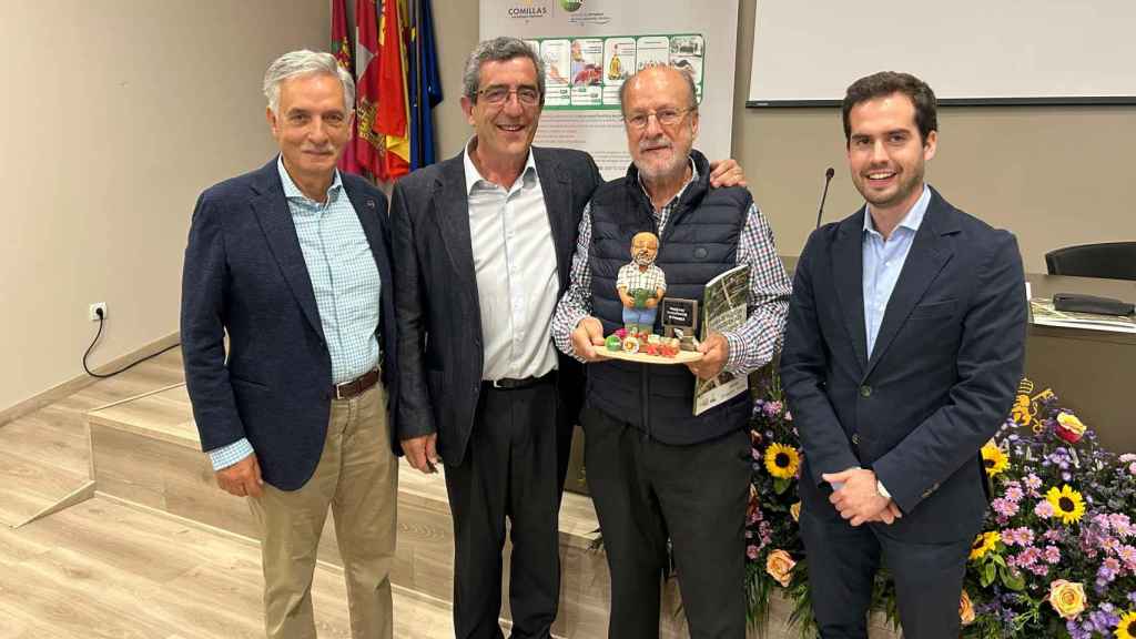 El exalcalde de Valladolid Javier León de la Riva durante el homenaje en INEA, este miércoles.