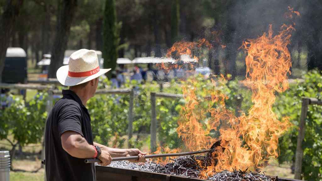 Preparando la comida en la Finca de Villacreces