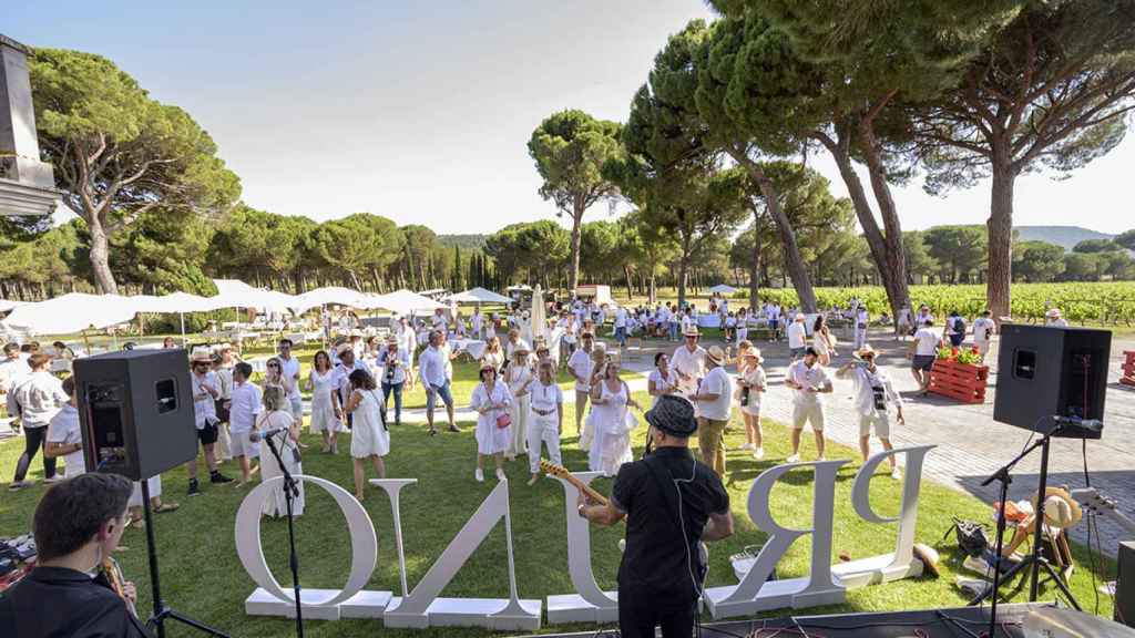 Un grupo actuando en la anterior edición del Día Pruno