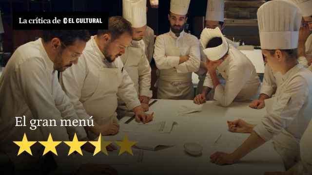 Los chefs se reúnen antes del servicio en 'El gran menú'