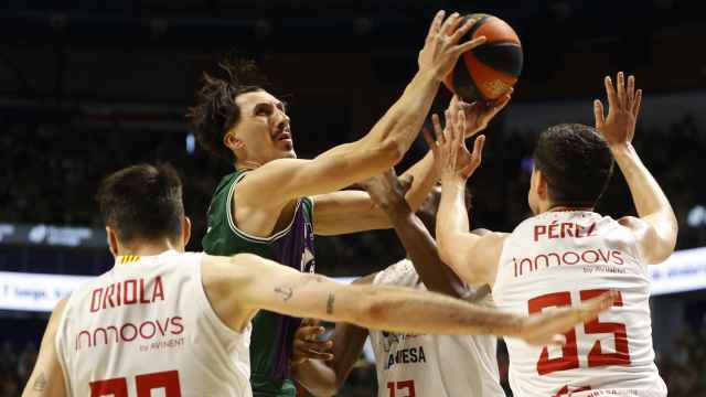 Nihad Djedovic durante el Unicaja vs. Baxi Manresa