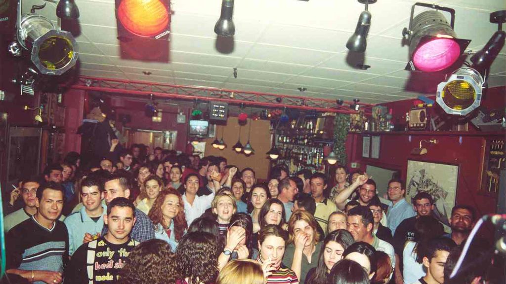Imagen del público durante el concierto de los Delinqüentes en la Sala Secretos