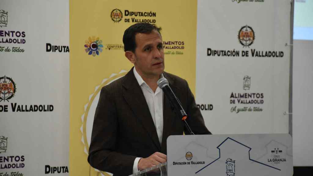 El presidente de la Diputación, Conrado Íscar, inaugurando el acto