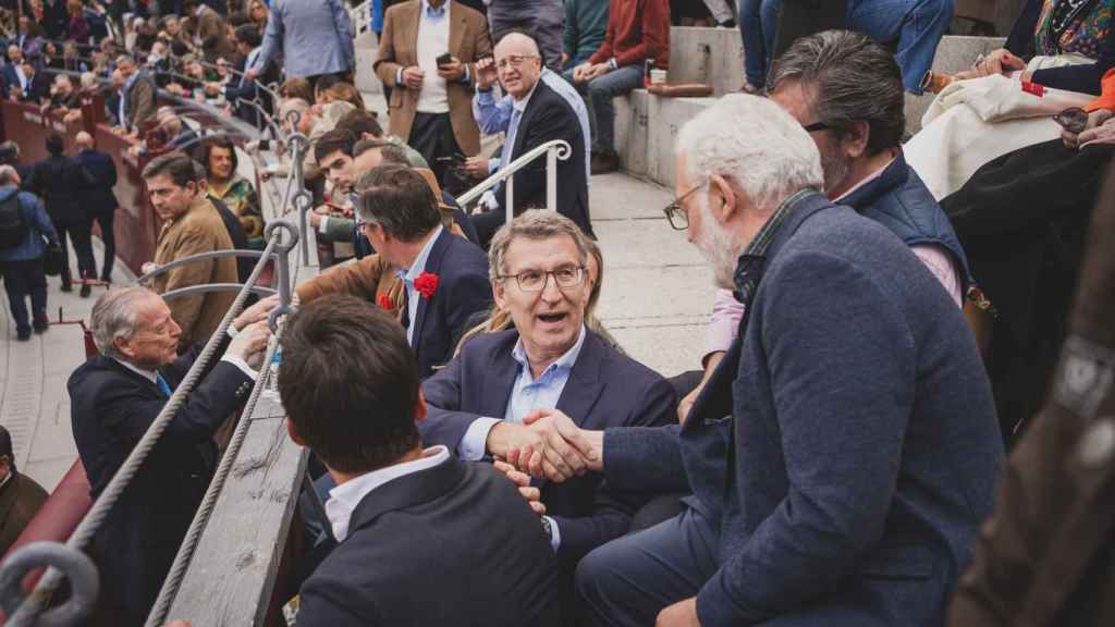 Alberto Núñez Feijóo, en el Tendido 1 de Las Ventas.