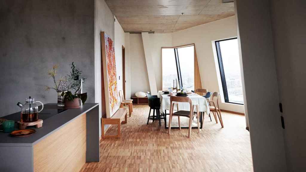 Uno de los interiores de los apartamentos del Vertikal Nydalen