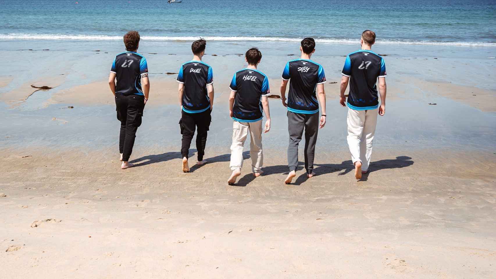 Vídeo: Los gallegos LUA Gaming presentan a sus jugadores para el estreno en la Superliga LVP