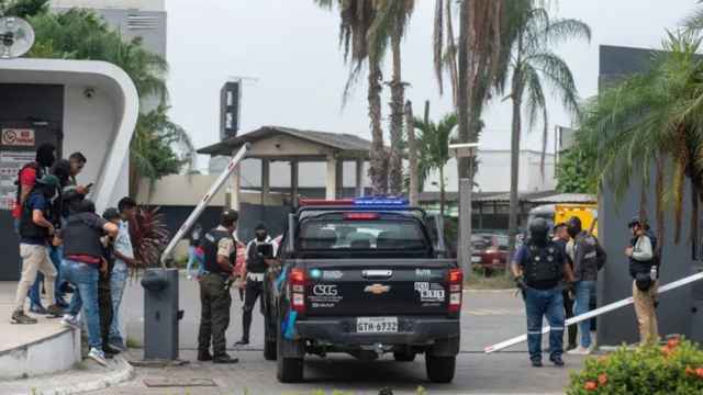 Policía en Guayaquil, Ecuador.