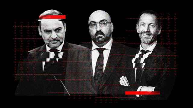José Luis Ábalos, Koldo García Izaguirre y Ángel Contreras en un fotomontaje.