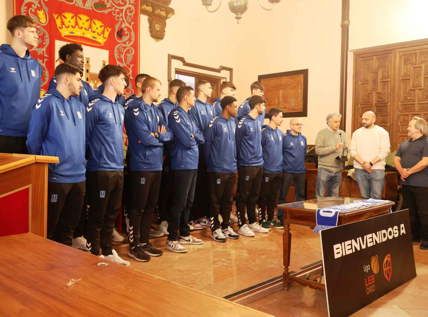 El CB Zamora en el Ayuntamiento de la ciudad