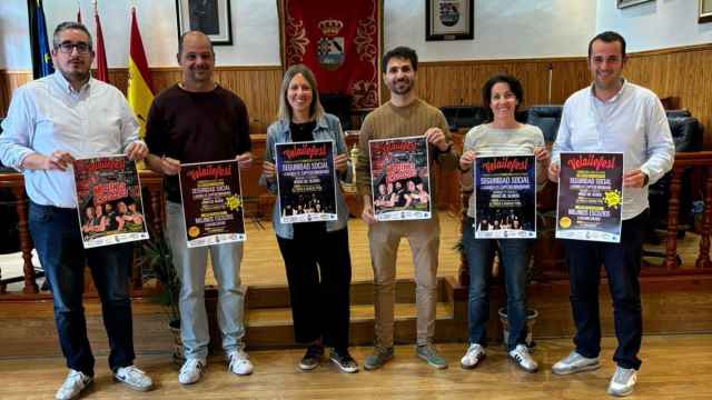 Presentación en el Ayuntamiento de Candeleda de un festival para los días 14 y 15 de agosto