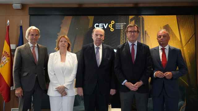 Manuel Broseta, Agnés Noguera, José Vicente Morata, Antonio Garamendi y Salvador Navarro. EE