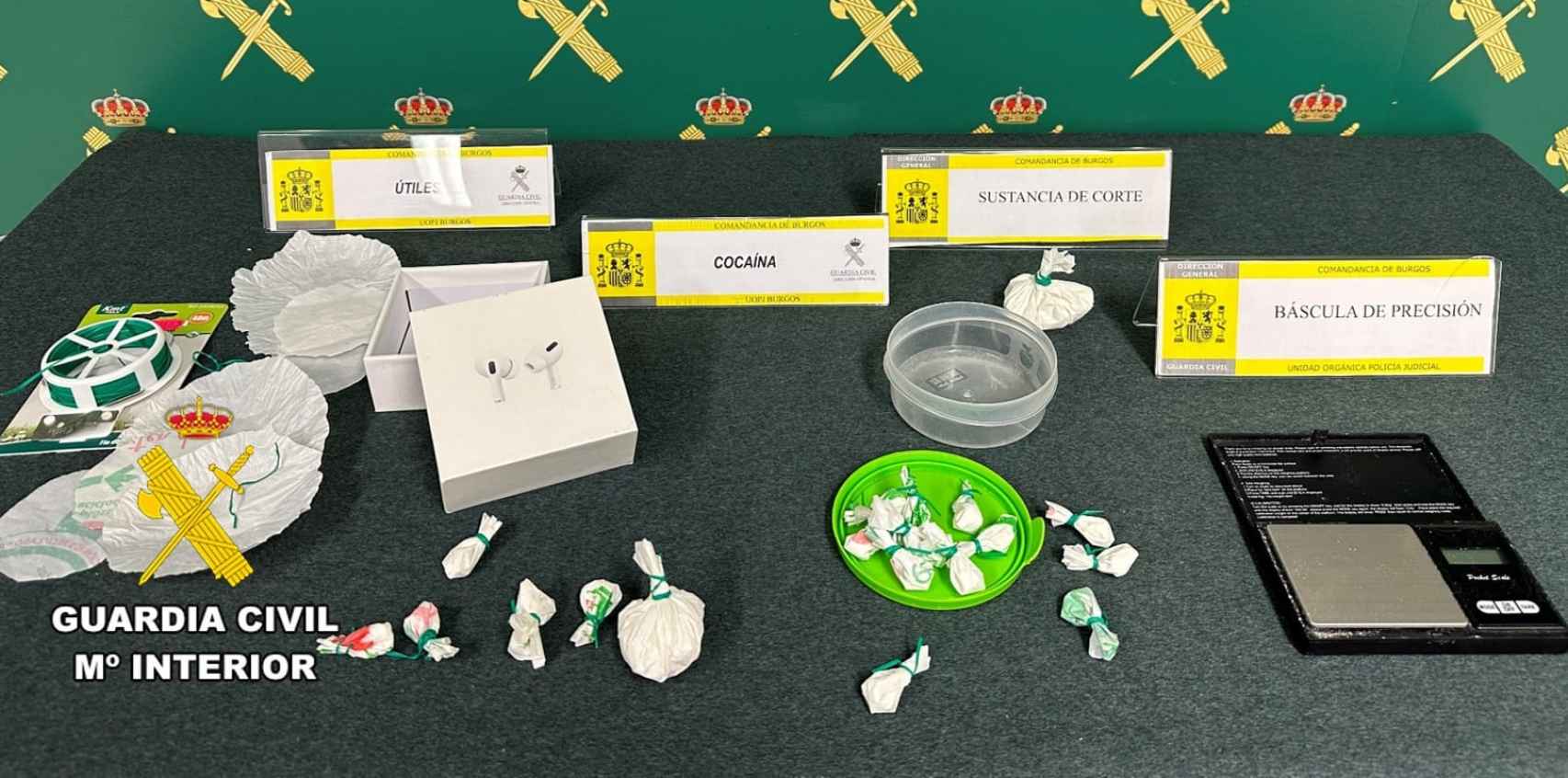 La droga preparada para la venta y los utensilios