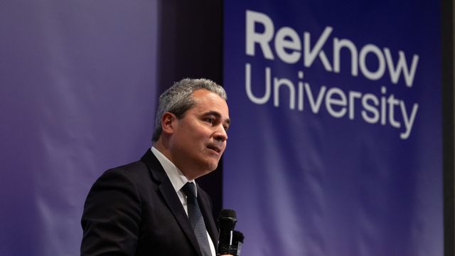 Josep María Recasens, vicepresidente de Estrategia y Desarrollo de Negocio de Renault Group y Presidente y director general de Renault Group Iberia, durante su intervención de este miércoles