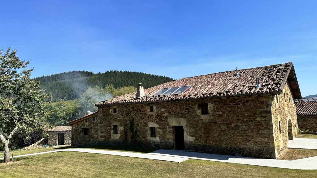 El exterior del caserío.