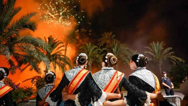 Imagen de archivo de alguna de las mascletàs de las fiestas patronales.