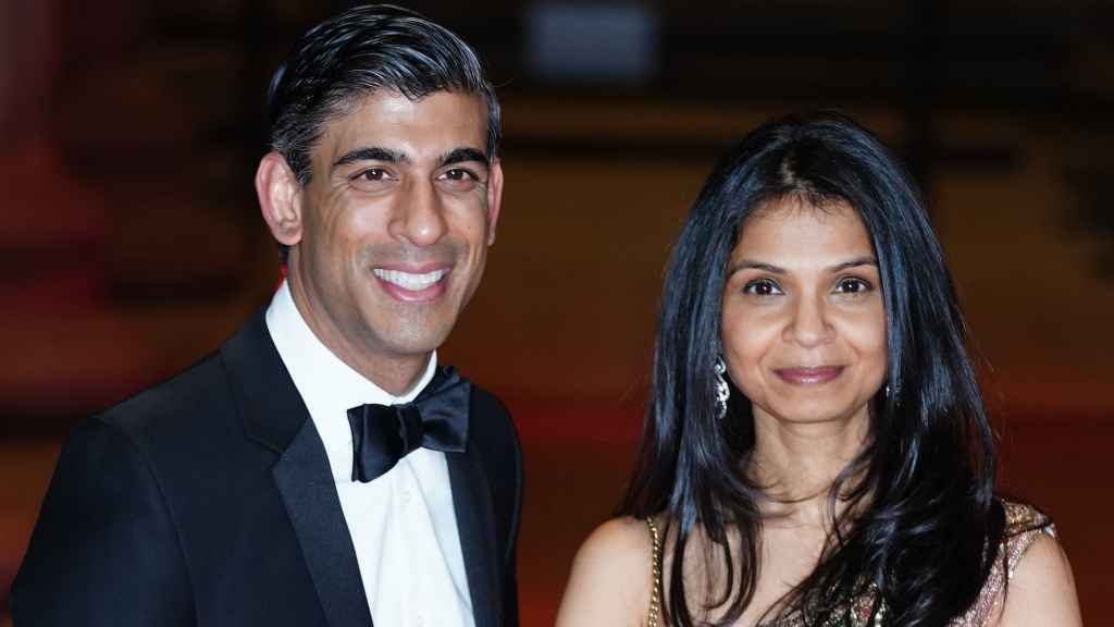 Rishi Sunak y su mujer en un acto público en octubre de 2022.