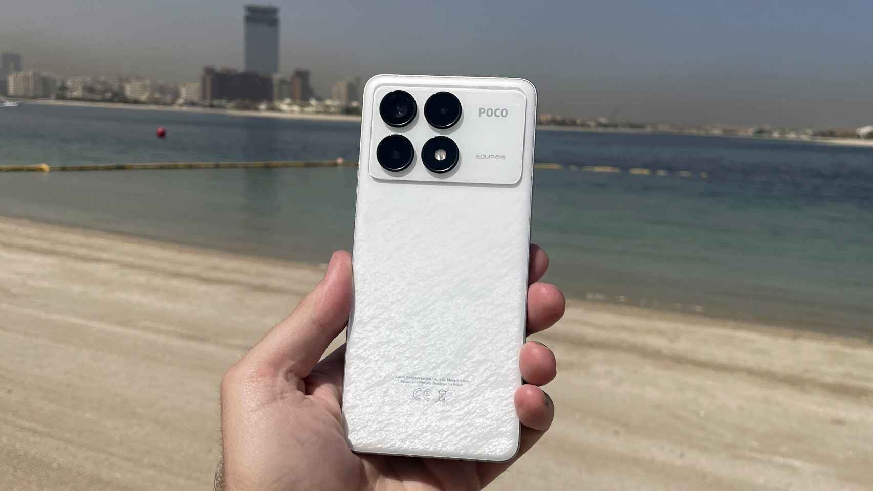 El POCO F6 Pro.